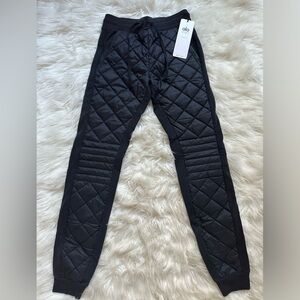 Alo Yoga High Waist Moto Puffer Pant
